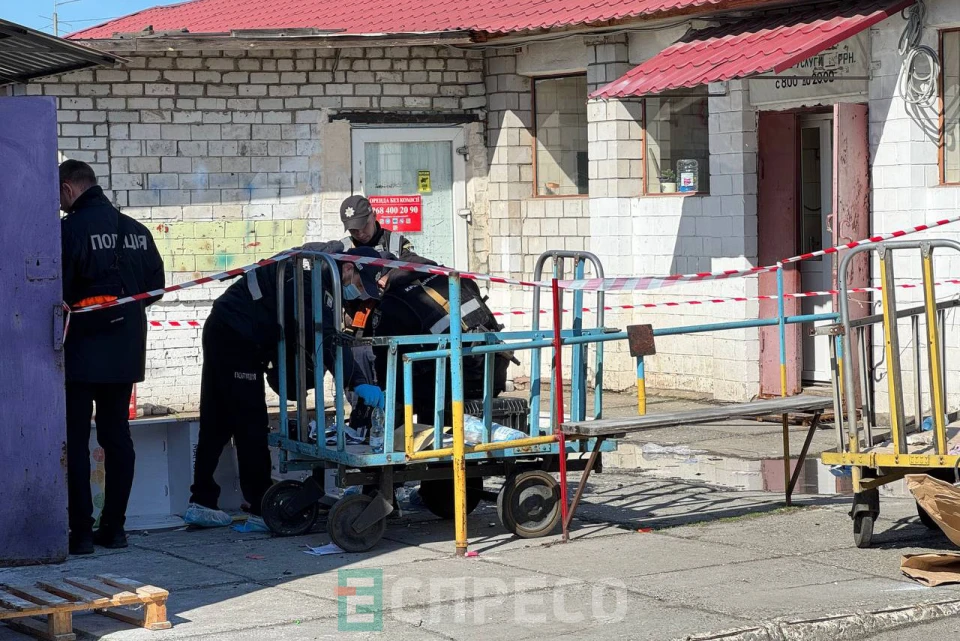 У Києві на ринку "Юність" прогримів вибух