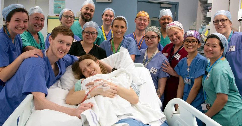 Грейс Девідсон народила дитину