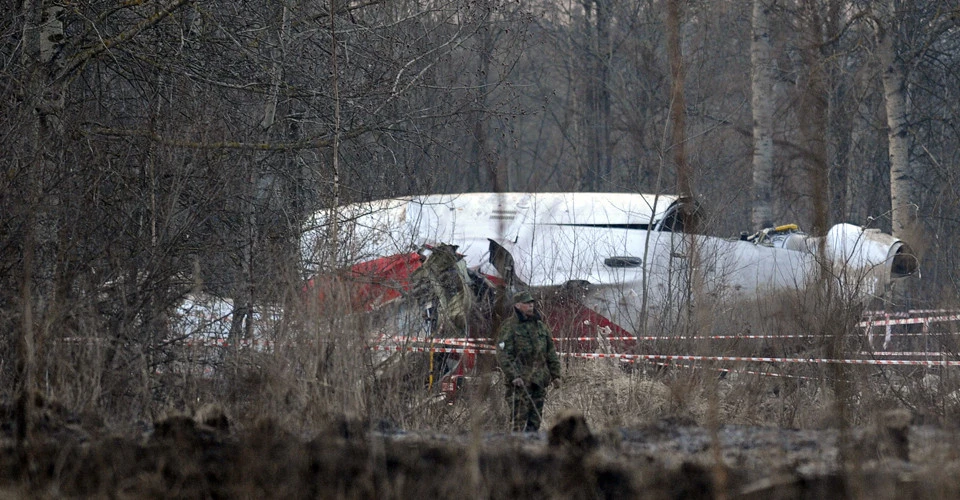 Уламки Ту-154, на якому летів Лех Качинський, 2010