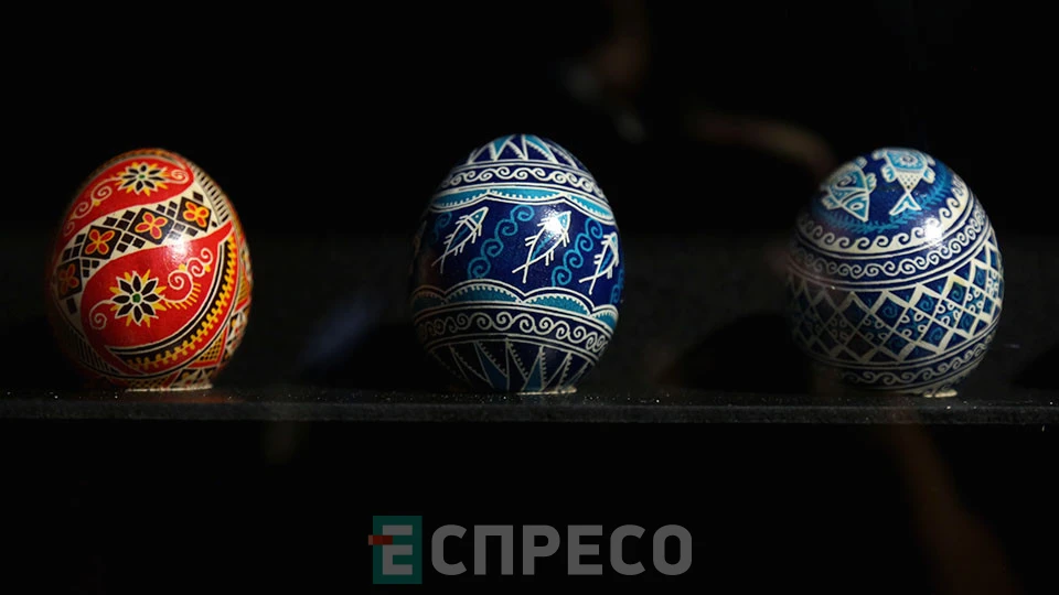 "Писанкові коники" Галини Сиротюк