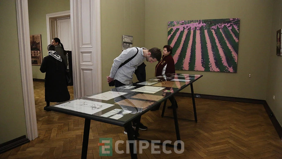виставка художниці Марини Скугарєвої "РАЦС" у Львові