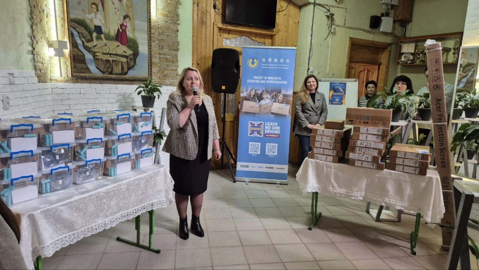 Директорка школи