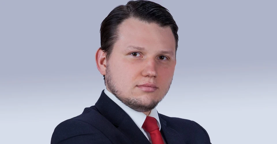 Славомір Менцен