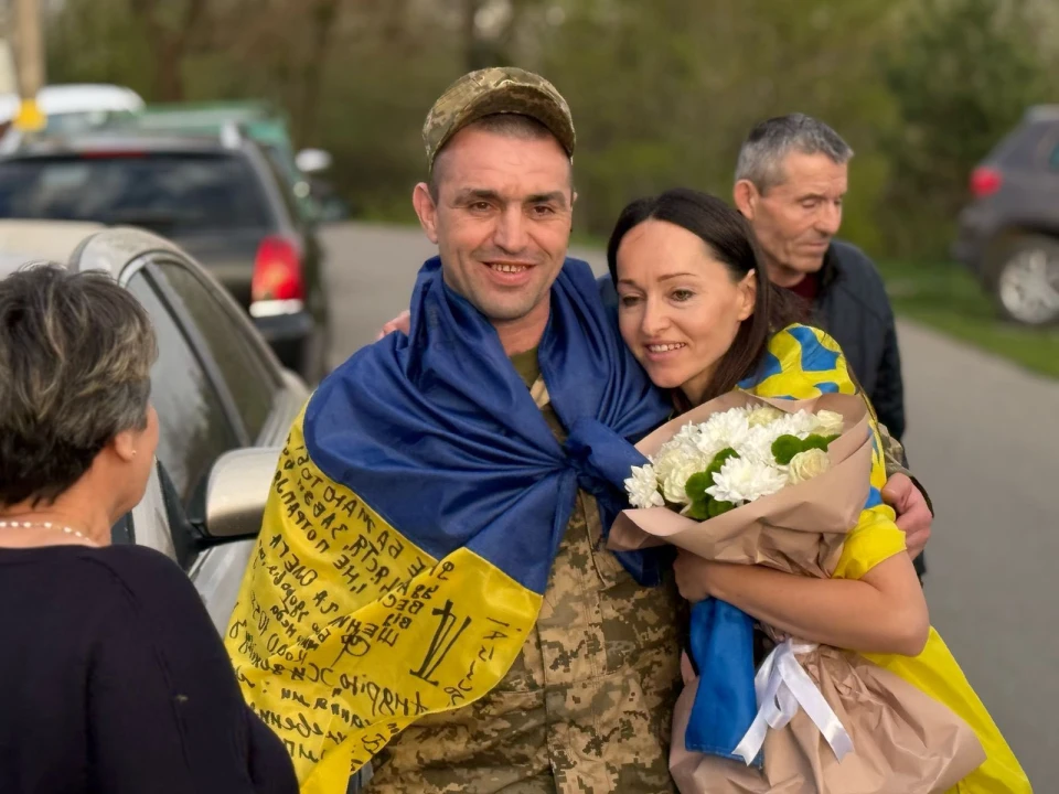 Звільнений з полону військовий Андрій Кусий повернувся додому на Львівщину
