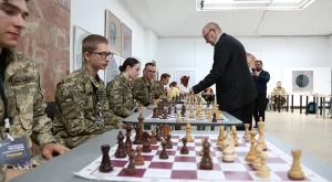 сеанс одночасної гри в шахи у Львові