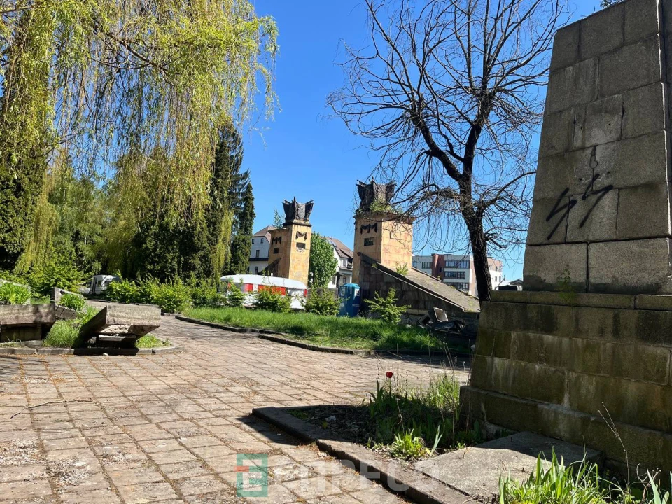 перепоховання Пагорб слави