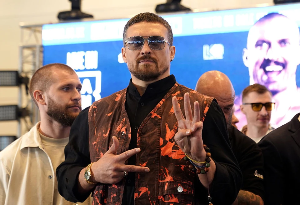 Олександр Усик