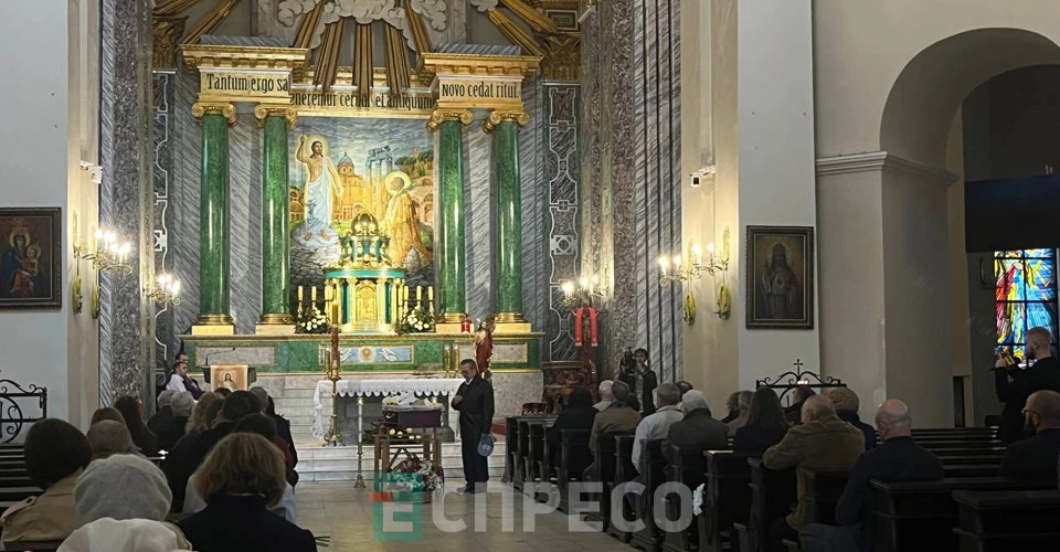 У столиці в останню путь проводять письменника-шістдесятника Валерія Шевчука