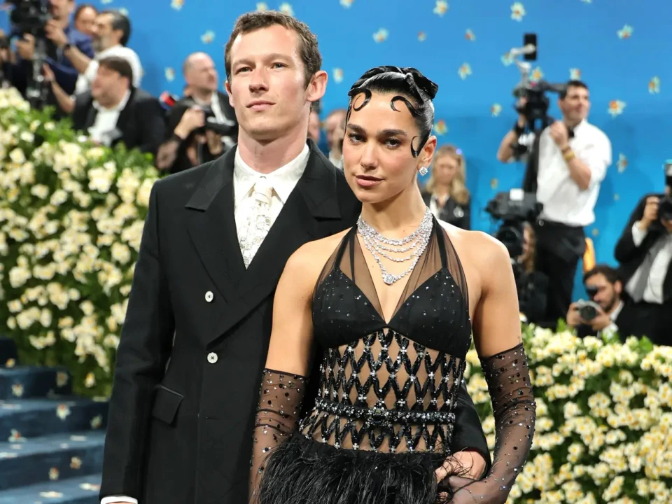 callum turner and dua lipa Callum Turner and Dua Lipa attended the 2025 Met Gala