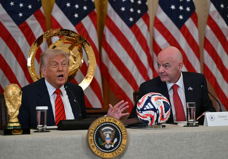 Дональд Трамп та Джанні Інфантіно (праворуч)