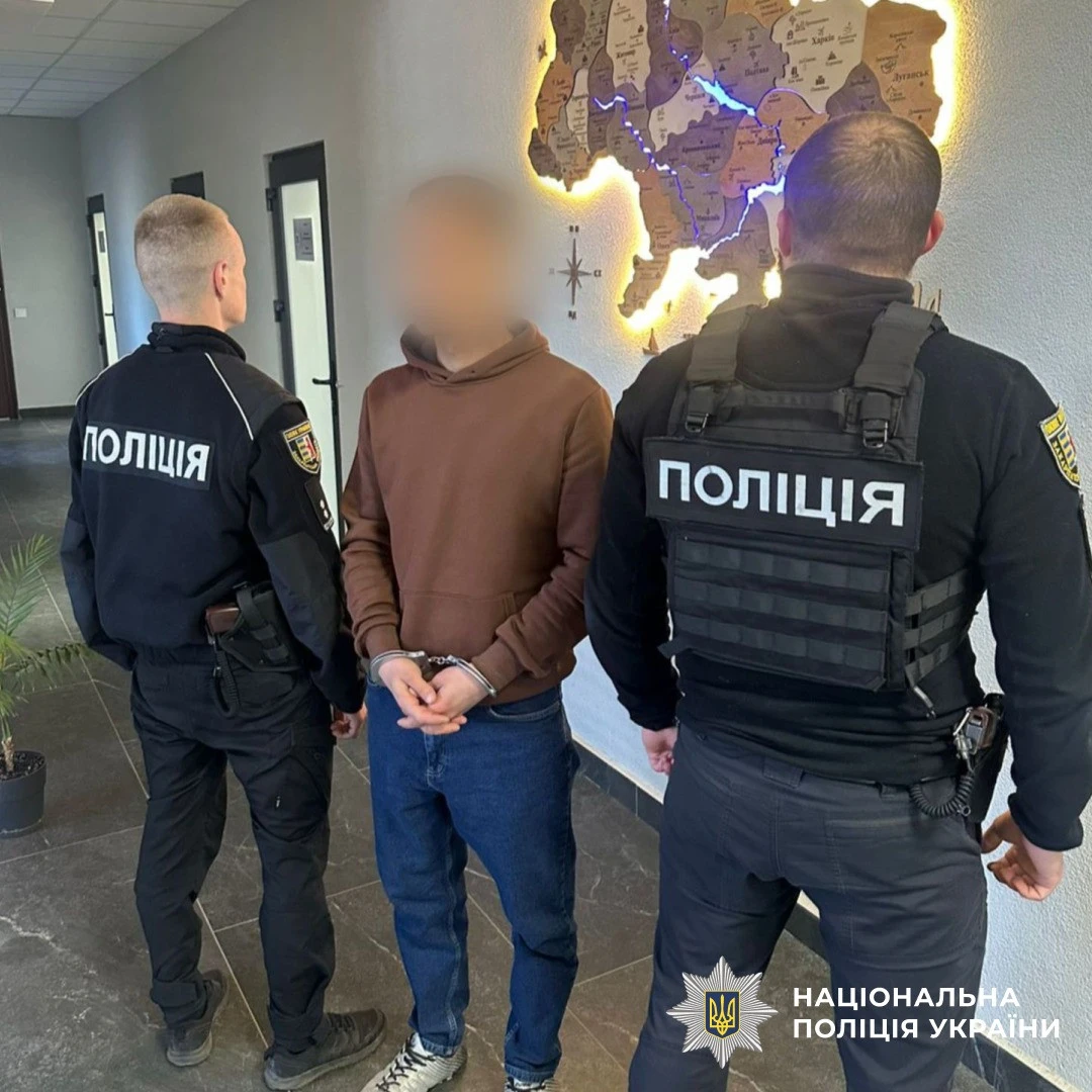 За одну ніч обікрав 4 заклади: на Закарпатті затримали зловмисника