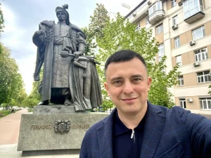 Роланд Цебер Роланд Цебер