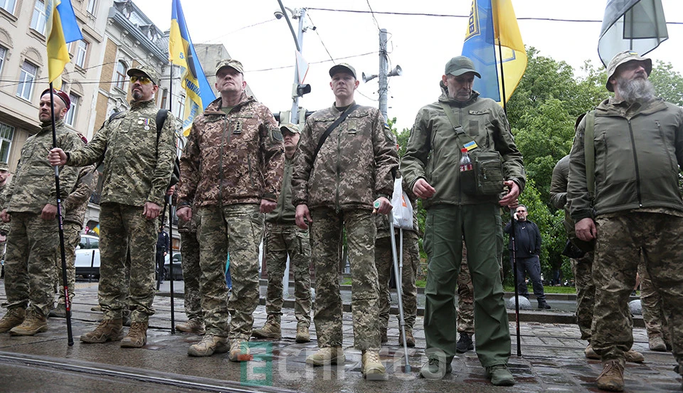 Марш шани, вдячності та єдності до Дня героїв у Львові