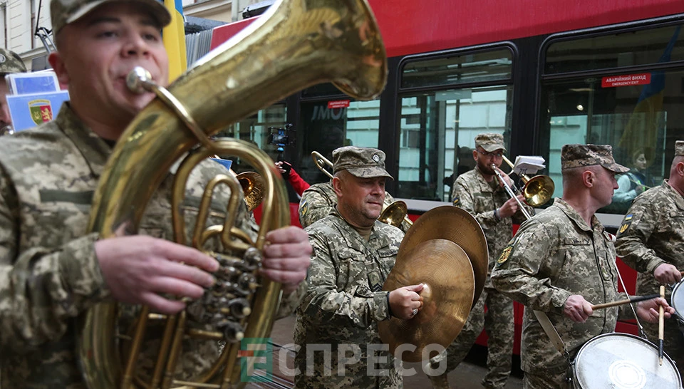 Марш шани, вдячності та єдності до Дня героїв у Львові