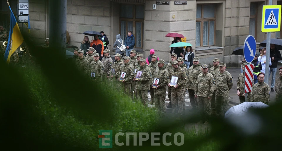 Марш шани, вдячності та єдності до Дня героїв у Львові