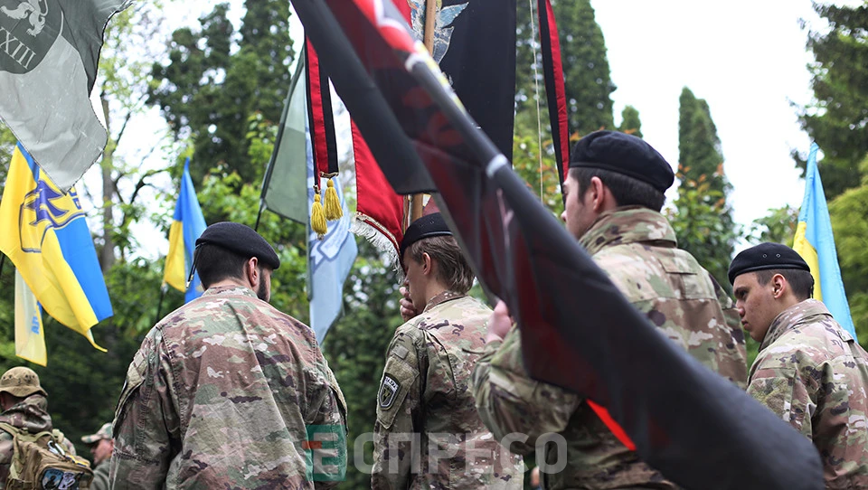 Марш шани, вдячності та єдності до Дня героїв у Львові