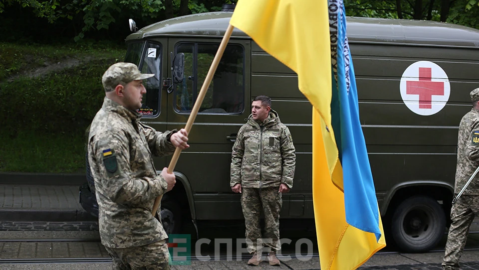 Марш шани, вдячності та єдності до Дня героїв у Львові