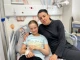 У Львові американський пластичний хірург допоміг 13-річній дівчинці, яка 10 років бореться зі слідами від опіків