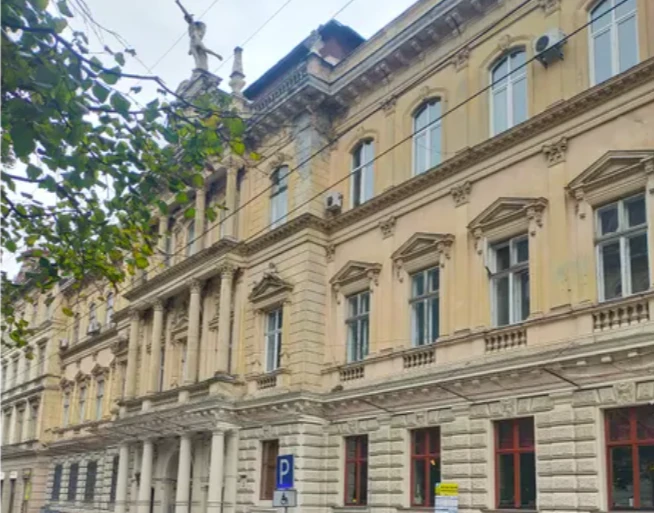 будинок з Меркурієм