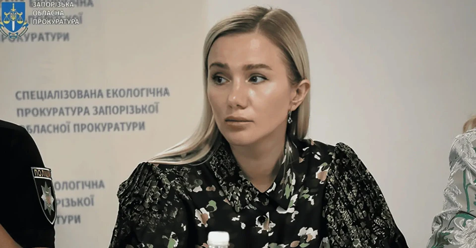 Заступниця прокурора, яку викрили на хабарі в $40 тис., долучилась до ЗСУ,  - ЦПК