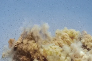 вибухи обстріл
