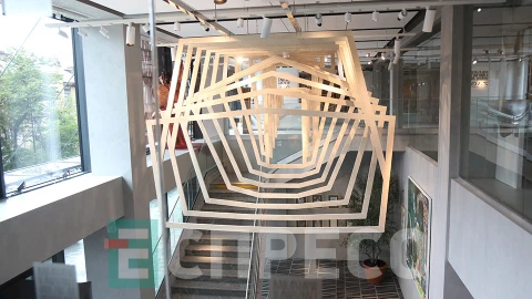виставка "Рай/Пекло" у Львові Zenyk Art Gallery