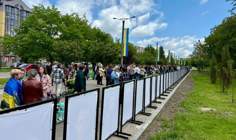 Алея віри і надії у Калуші