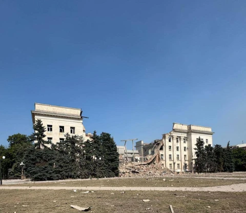 Удар по Херсонській ОДА
