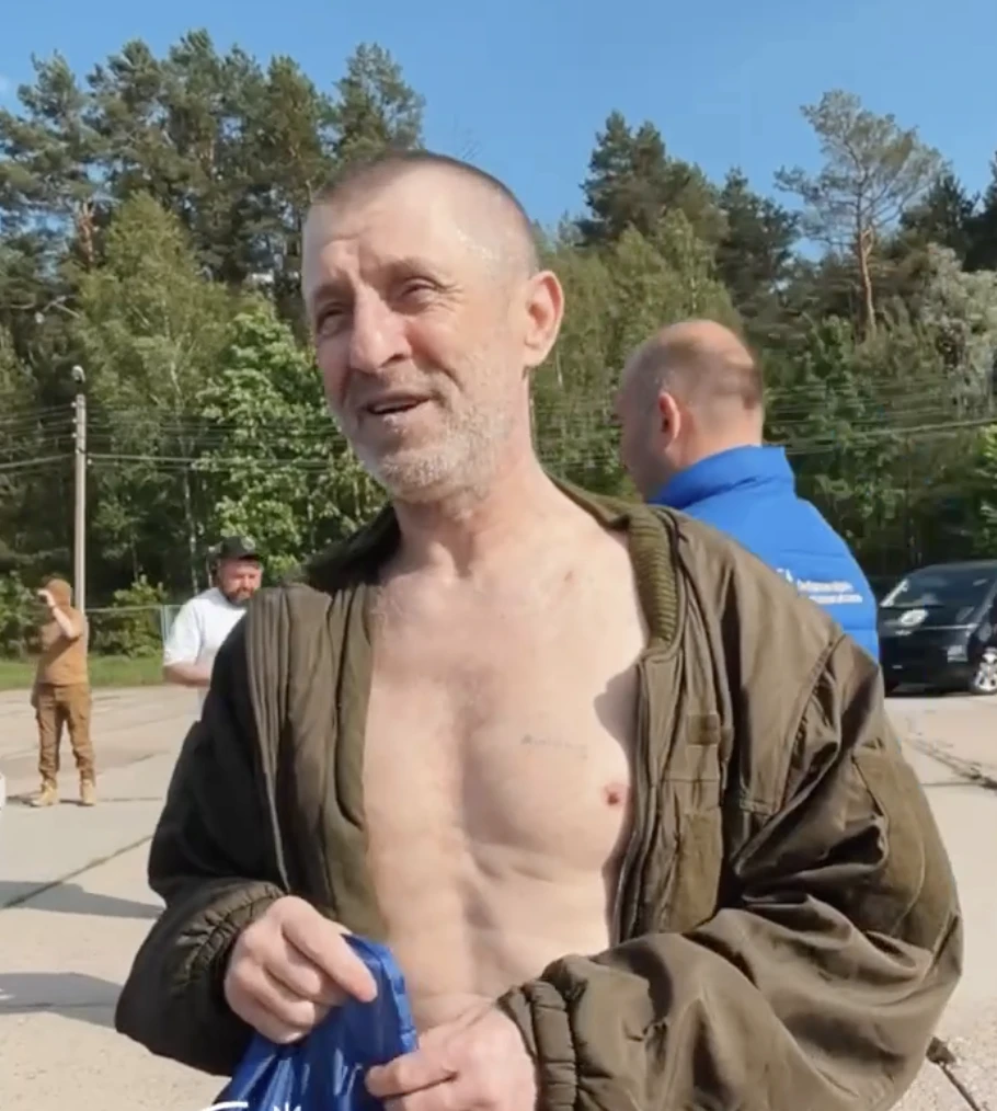"Про нас Україна не забула", – звільнений з полону захисник із Закарпаття