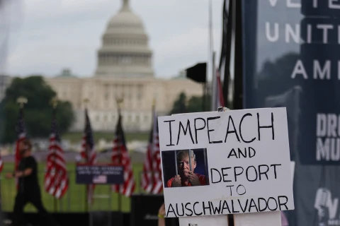 мітінг проти Трампа