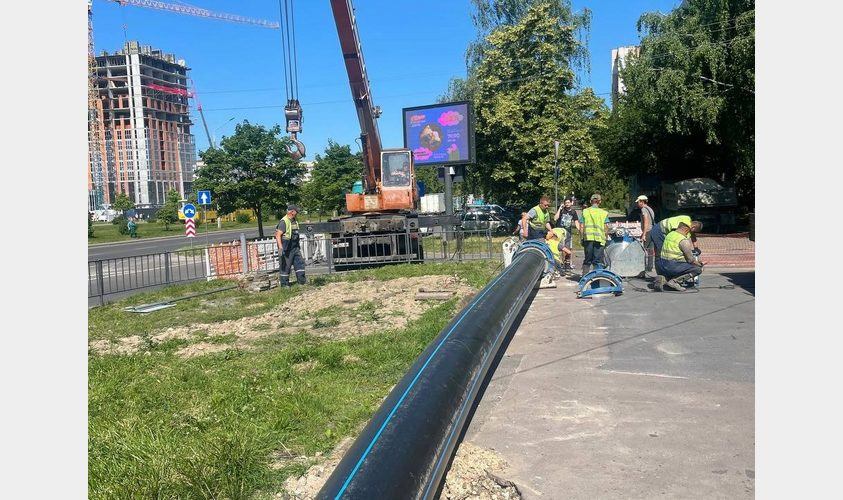 У Львові для приватного транспорту тимчасово перекрили вулицю Зубрівську