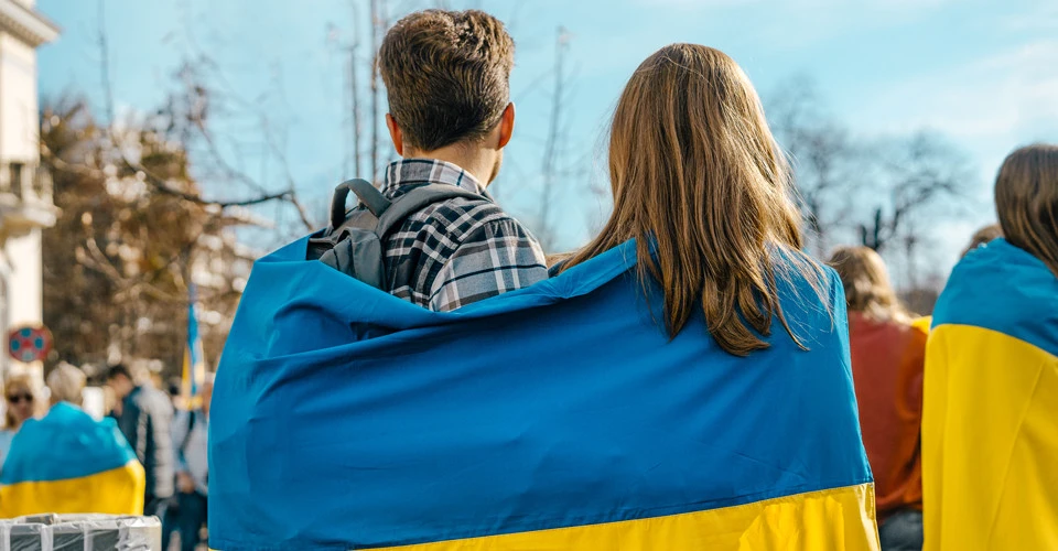українці
