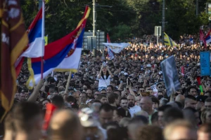 Акція протесту на площі Славія в Белграді, 28 червня 2025 року Акція протесту на площі Славія в Белграді, 28 червня 2025 року