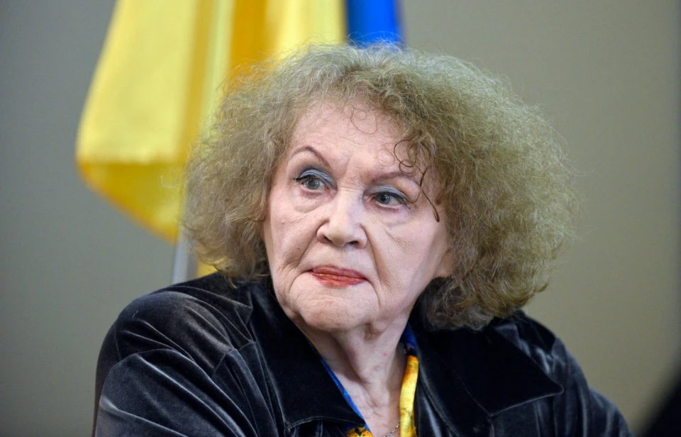 Ліна Костенко