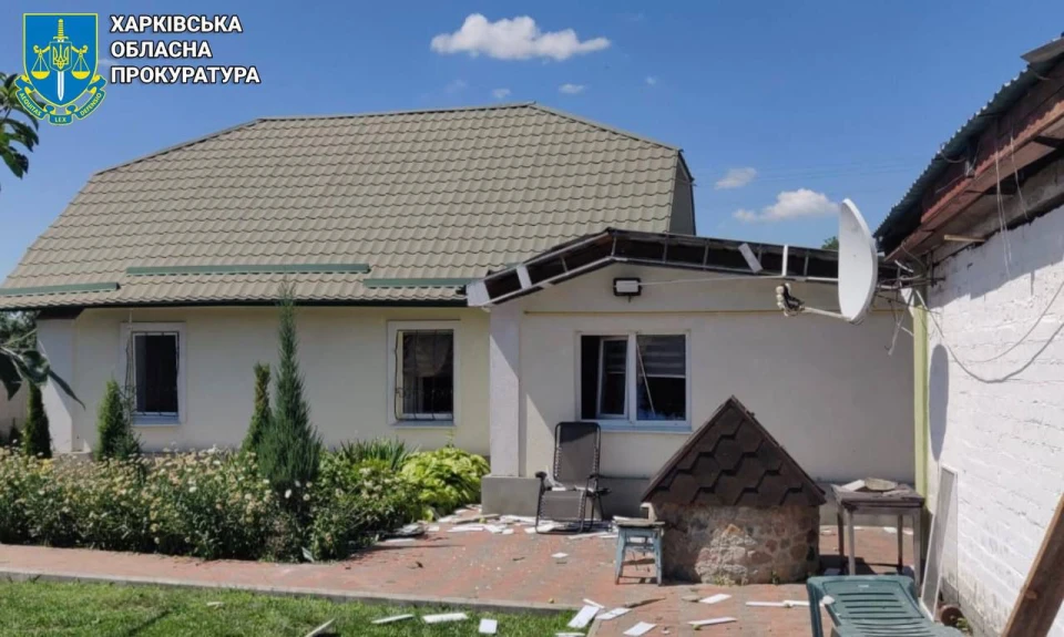 на фото наслідки обстрілу Харківщини