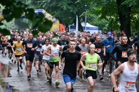 У Львові Академія сухопутних військ провела свій перший півмарафон