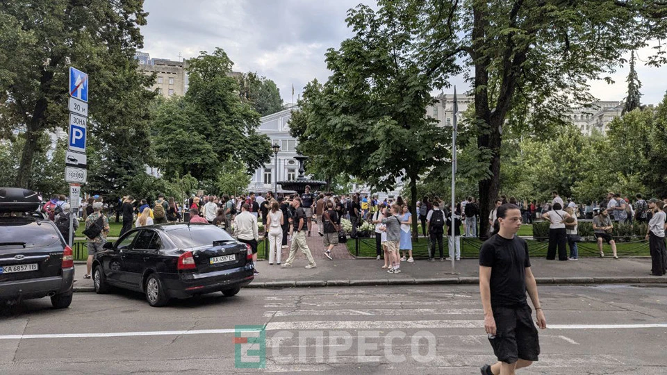акція протесту біля театру Франка у Києві