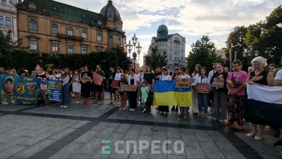 У Львові поіменно згадали військовополонених – жертв теракту РФ в Оленівці
