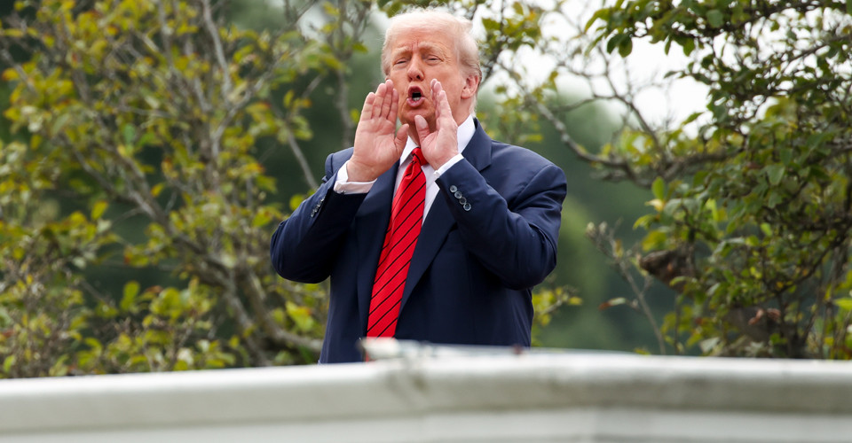 Трамп на даху