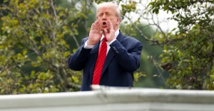 Трамп на даху