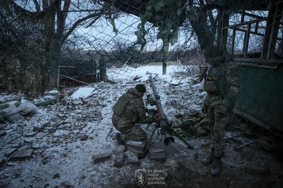 Воїни 24-ї бригади показали бойову роботу розрахунку СПГ-9 у Часовому Яру
