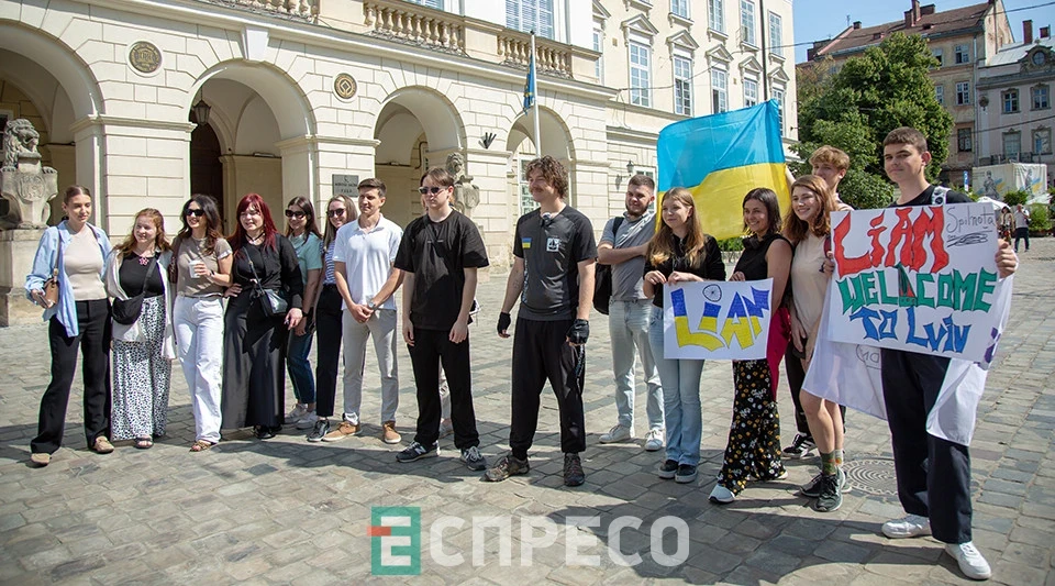 зустріч веломандрівника із Нідерландів Ліана Віссера у Львові