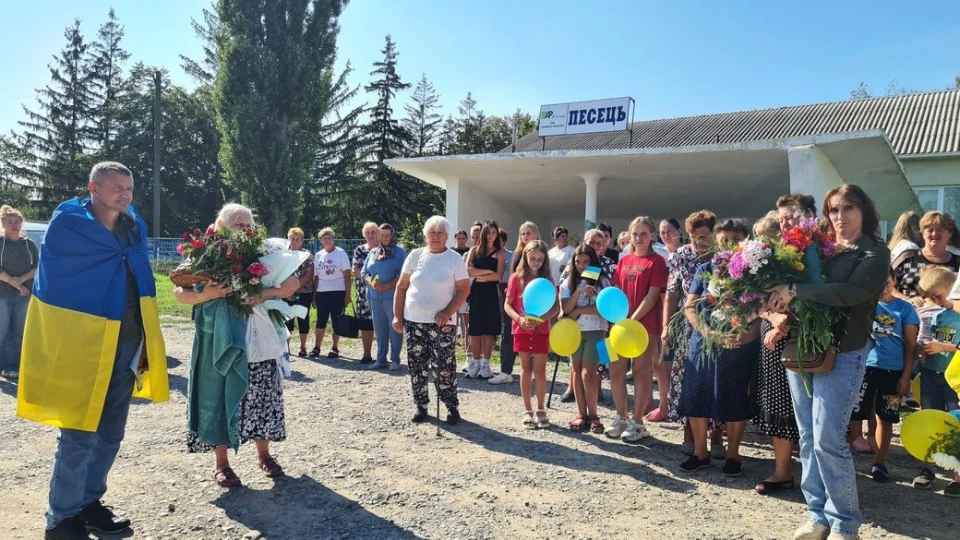 На Хмельниччині зустріли морського піхотинця Івана Крука, який понад три роки провів у російському полоні