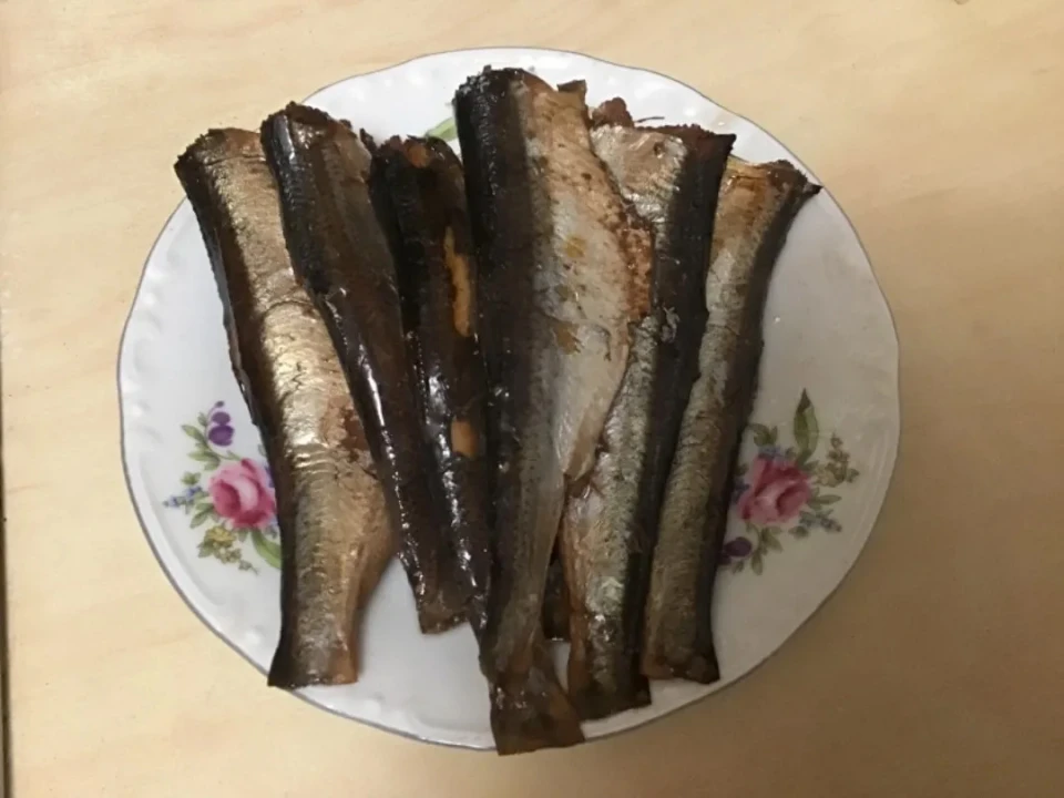 шпроти з салаки