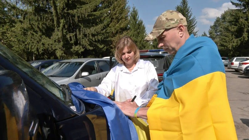 У Луцьку зустріли бойового медика Олександра Риверу, який два роки провів у полоні