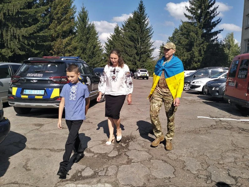 У Луцьку зустріли бойового медика Олександра Риверу, який два роки провів у полоні