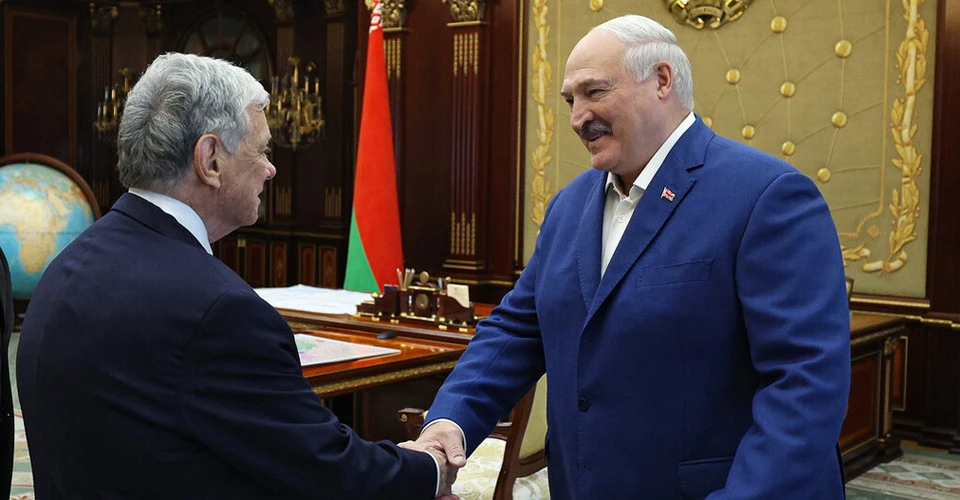 Джон Коул і Олександер Лукашенко