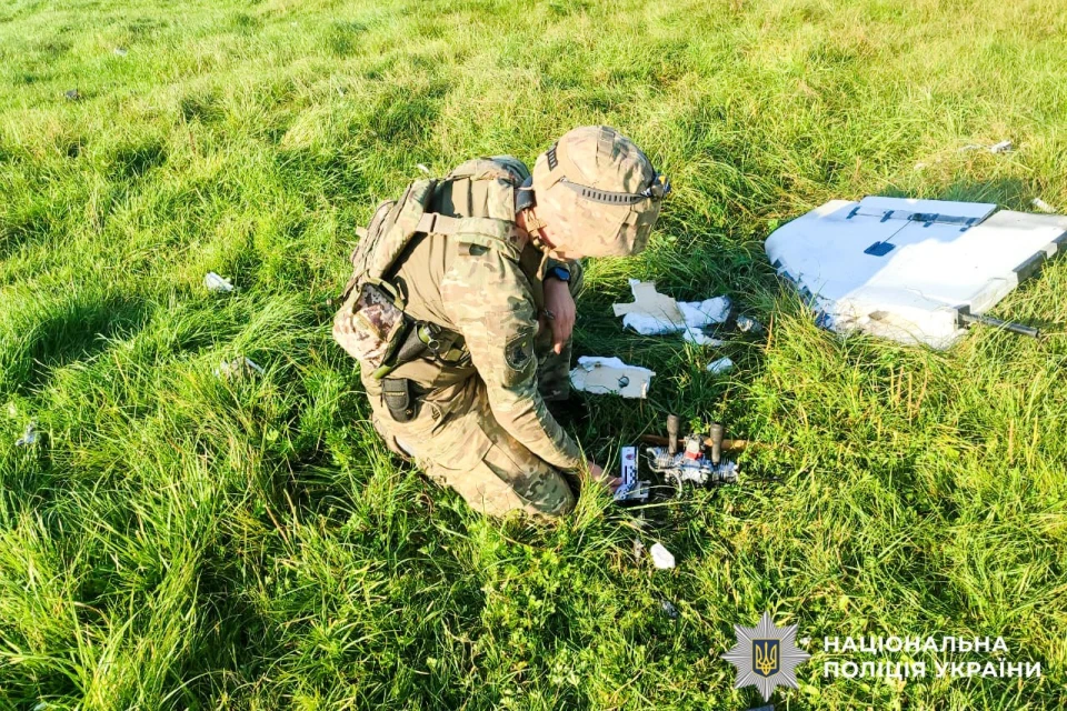 Правоохоронці обстежили уламки збитих БПЛА на Рівненщині