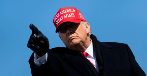 Дональд Трамп на мітингу "Зробимо Америку знову великою"