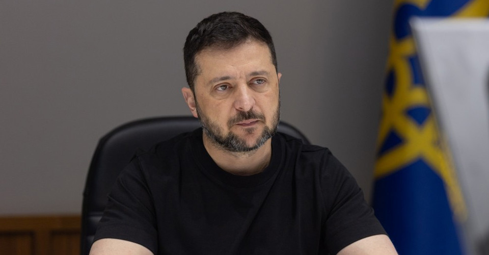 Зеленський підписав закони щодо комунальних послуг у пошкодженому РФ житлі та відповідальності за антисемітизм